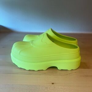 Sorel Caribou Rubber Clog